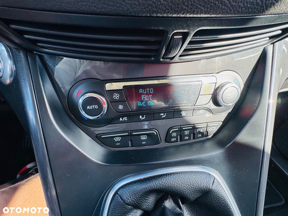 Ford Kuga 2.0 TDCi 4WD Titanium Plus - 16