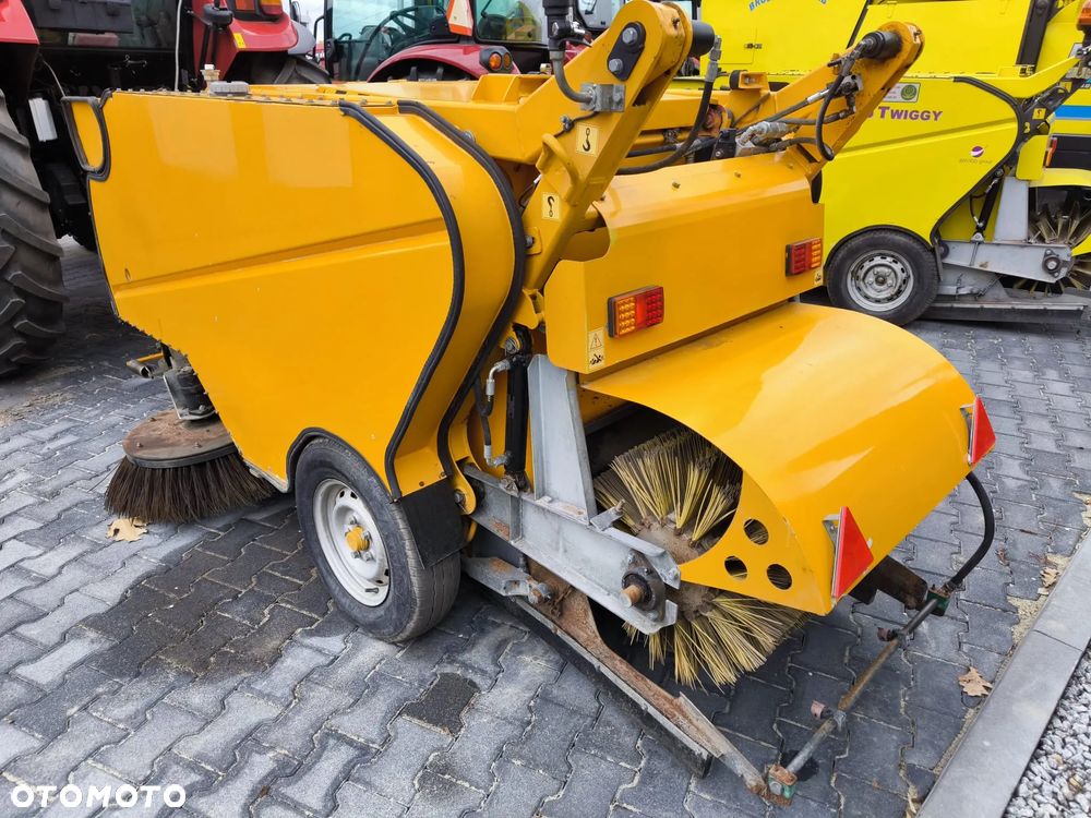 Inny Brodd  Twiggy - 9