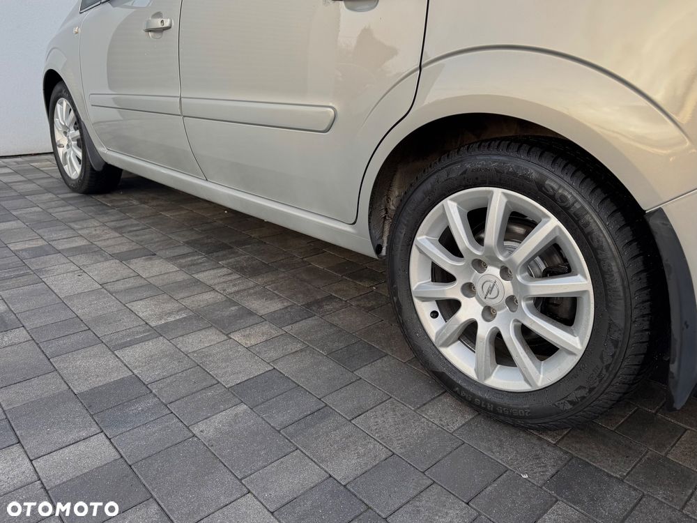Opel Zafira 1.8 Enjoy - 39