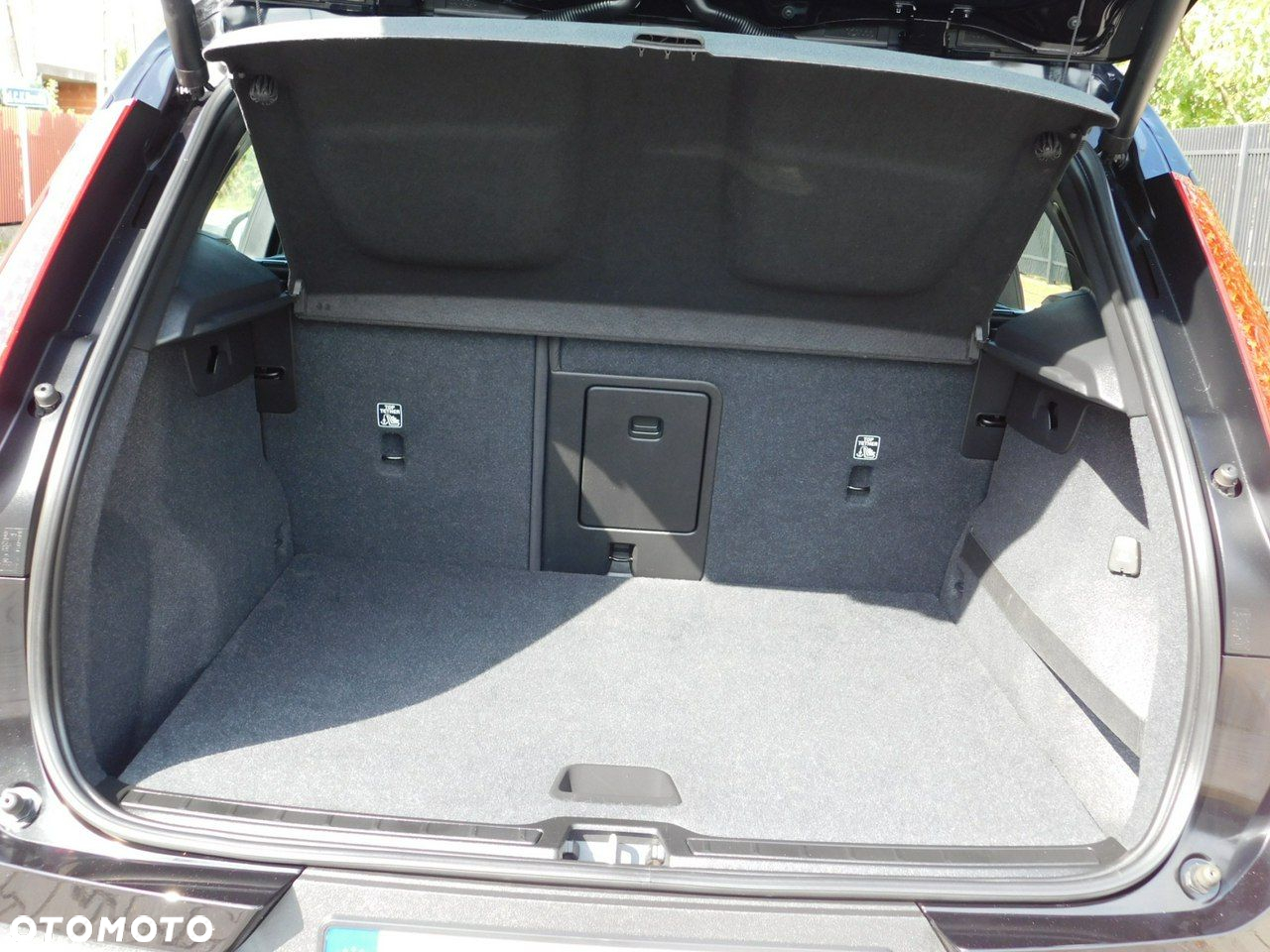 Volvo XC 40 T3 Momentum - 10