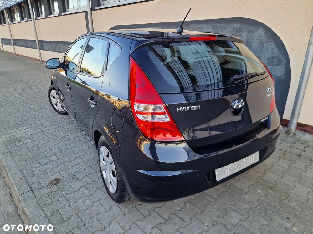 Hyundai i30 1.6 CRDi Comfort - 25