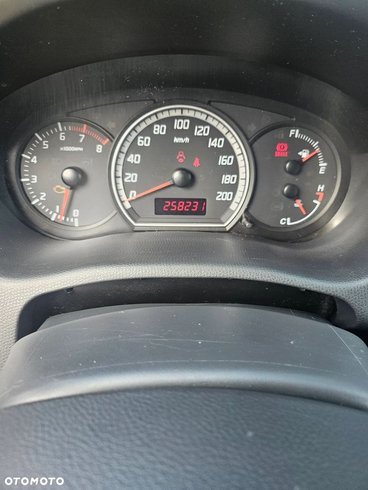 Suzuki Swift 1.3 Comfort - 10