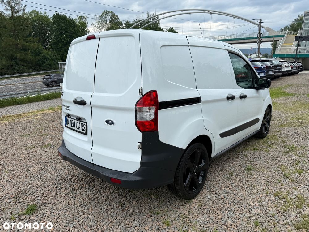 Ford TRANSIT COURIER - 24