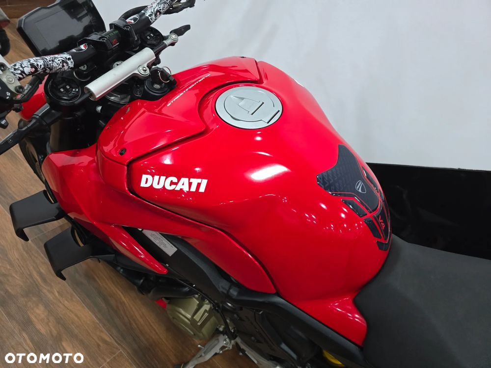 Ducati Streetfighter V4 - 9