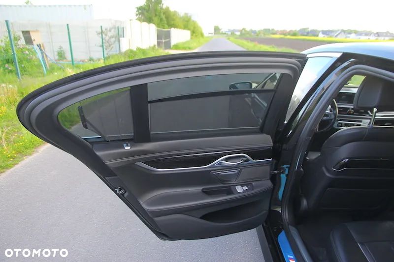 BMW Seria 7 750d xDrive - 14