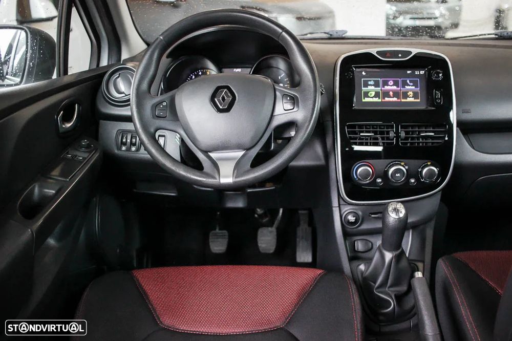 Renault Clio 1.5 dCi Confort - 9