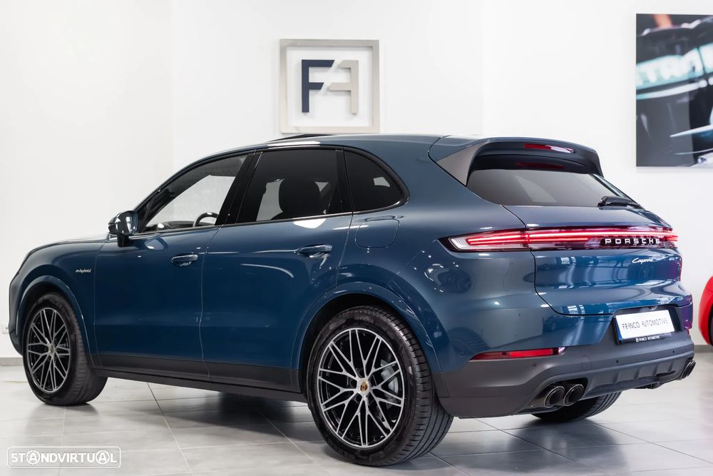 Porsche Cayenne E-Hybrid - 3