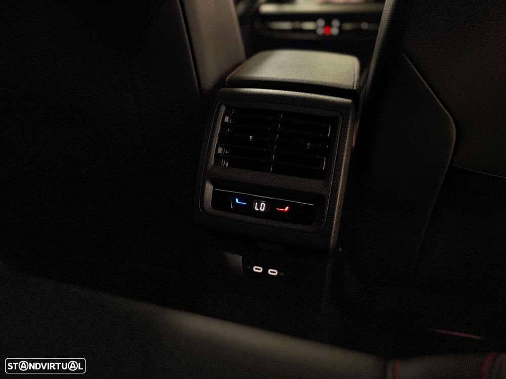 VW Golf 2.0 TSI GTI Clubsport DSG - 19