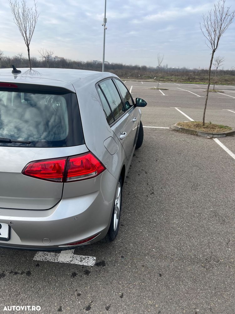 Volkswagen Golf - 7