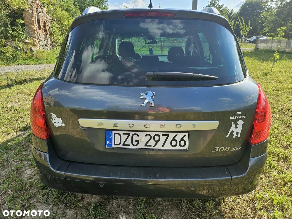 Peugeot 308 1.6 HDi Premium Plus - 4