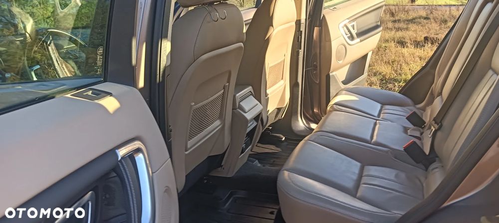Land Rover Discovery Sport 2.0 D150 HSE - 17