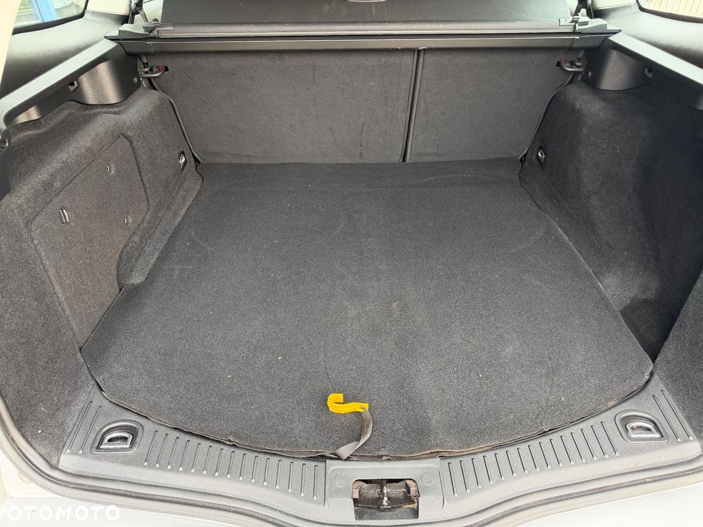 Ford Mondeo 2.0 Silver X - 26