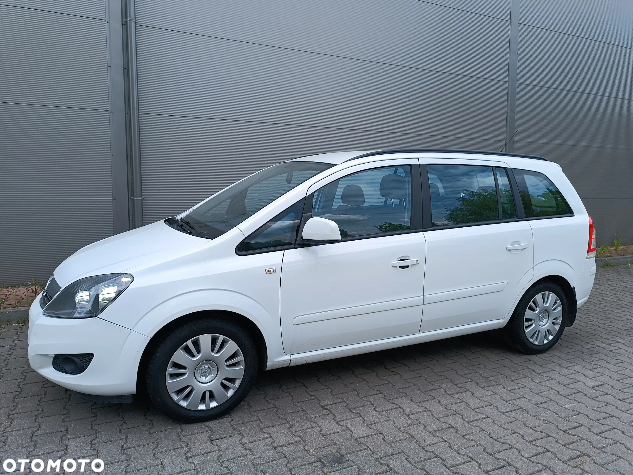 Opel Zafira 1.6 ECOFLEX Family - 23