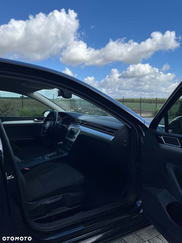 Volkswagen Passat 2.0 TDI (BlueMotion Technology) DSG Comfortline - 6