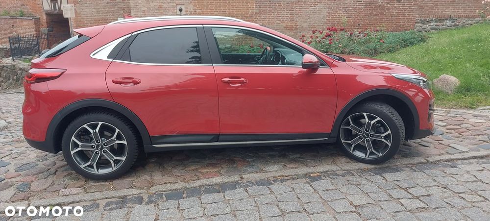 Kia XCeed 1.6 CRDi PLATINUM EDITION - 17