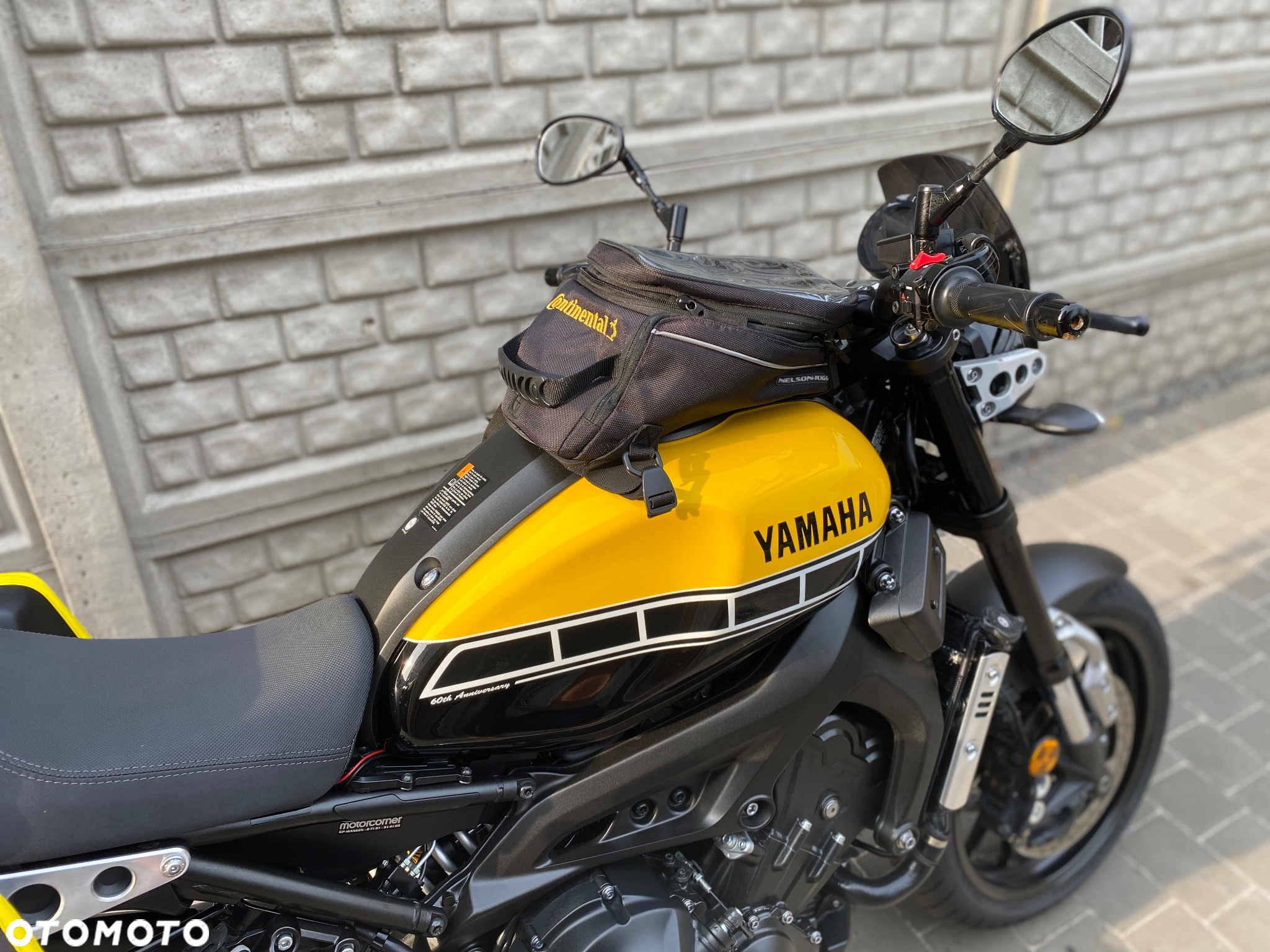 Yamaha XSR - 2