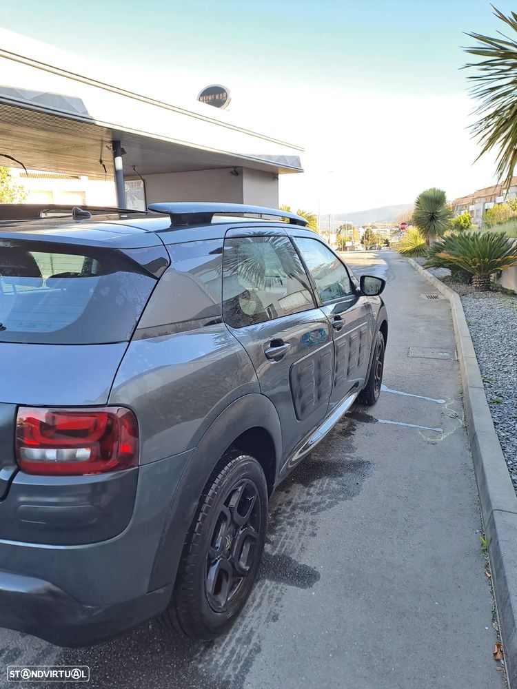Citroën C4 Cactus 1.2 PureTech Live - 2