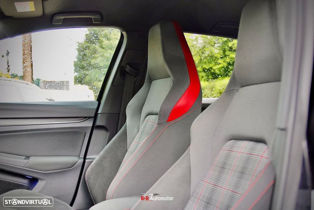 VW Golf 2.0 TSI GTI DSG Performance - 45