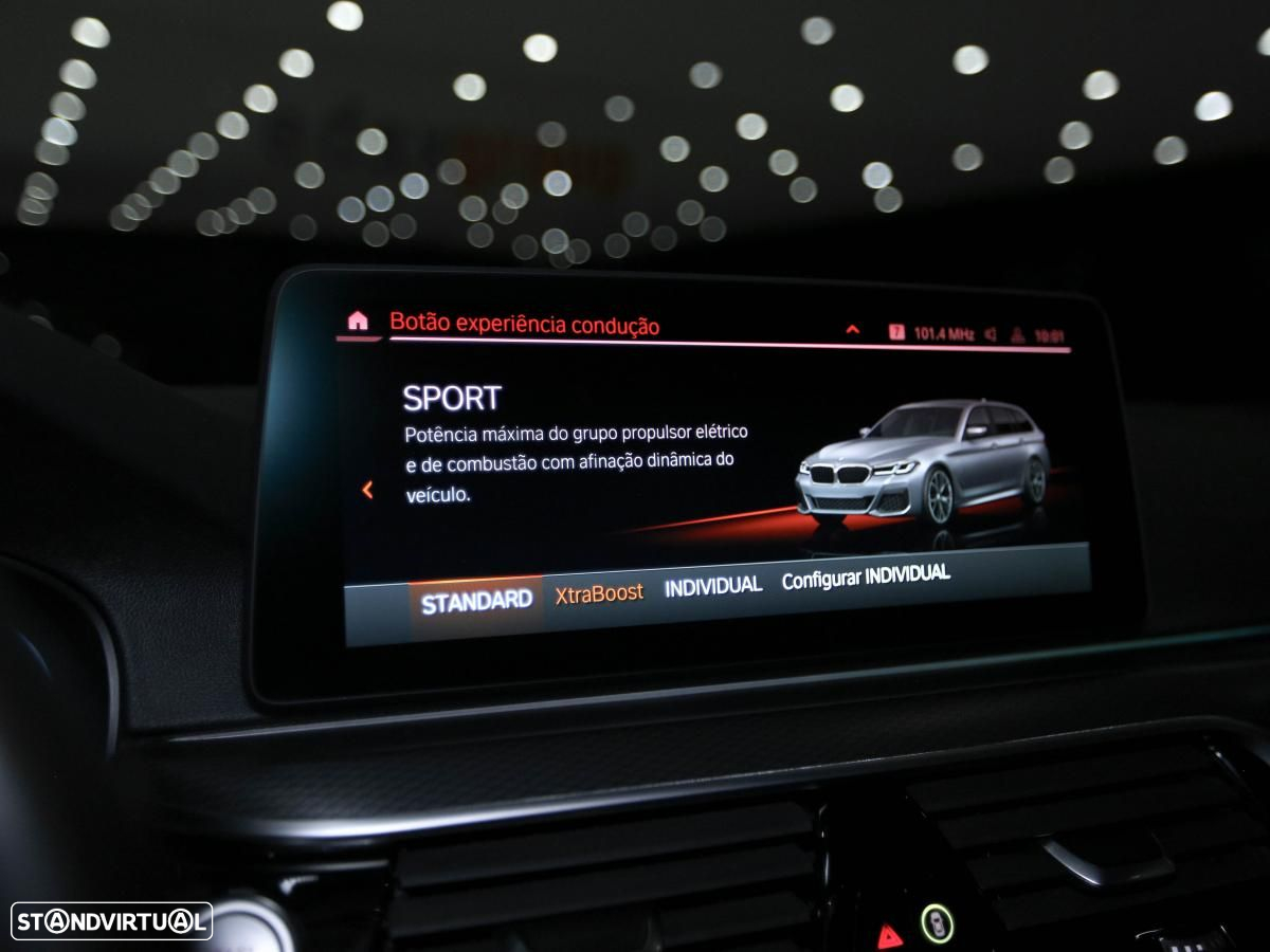 BMW 530 e Pack 50 anos M - 28