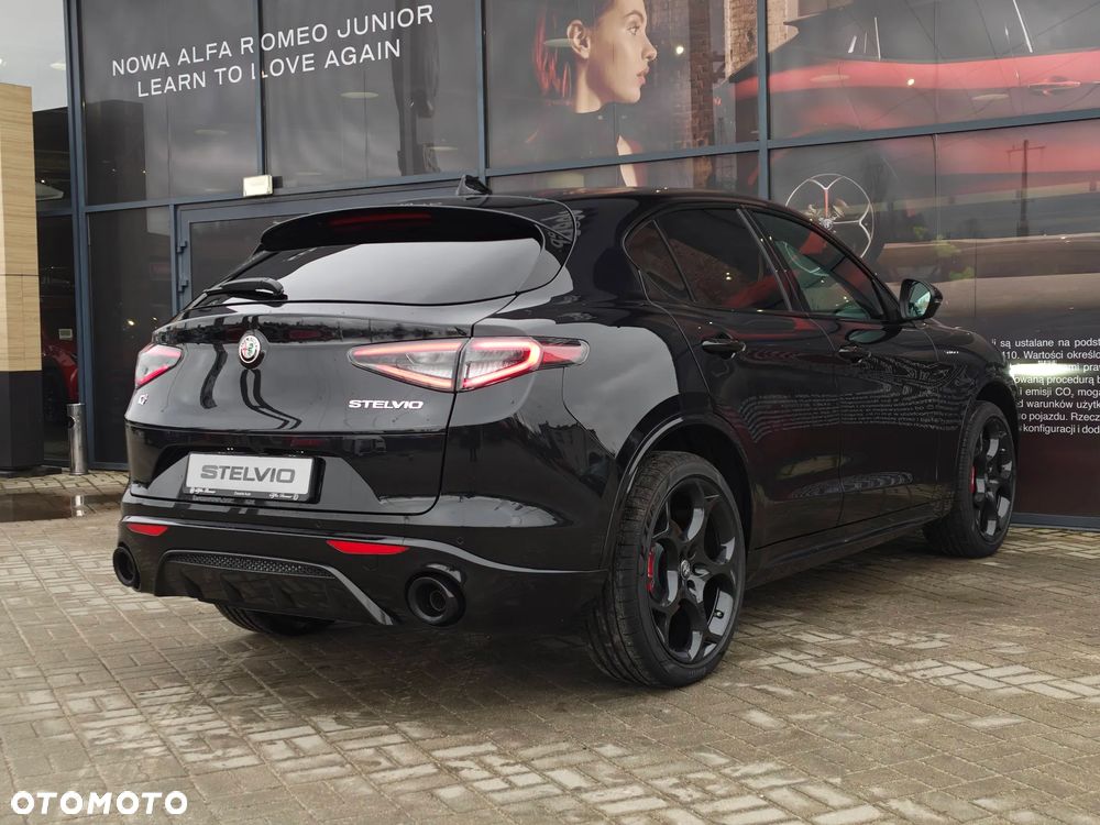 Alfa Romeo Stelvio 2.0 Turbo Veloce Q4 - 5