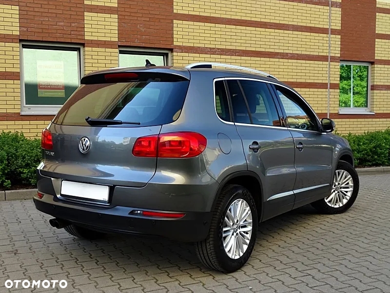 Volkswagen Tiguan 2.0 TDI DPF BlueMotion Technology Cup Sport & Style - 4