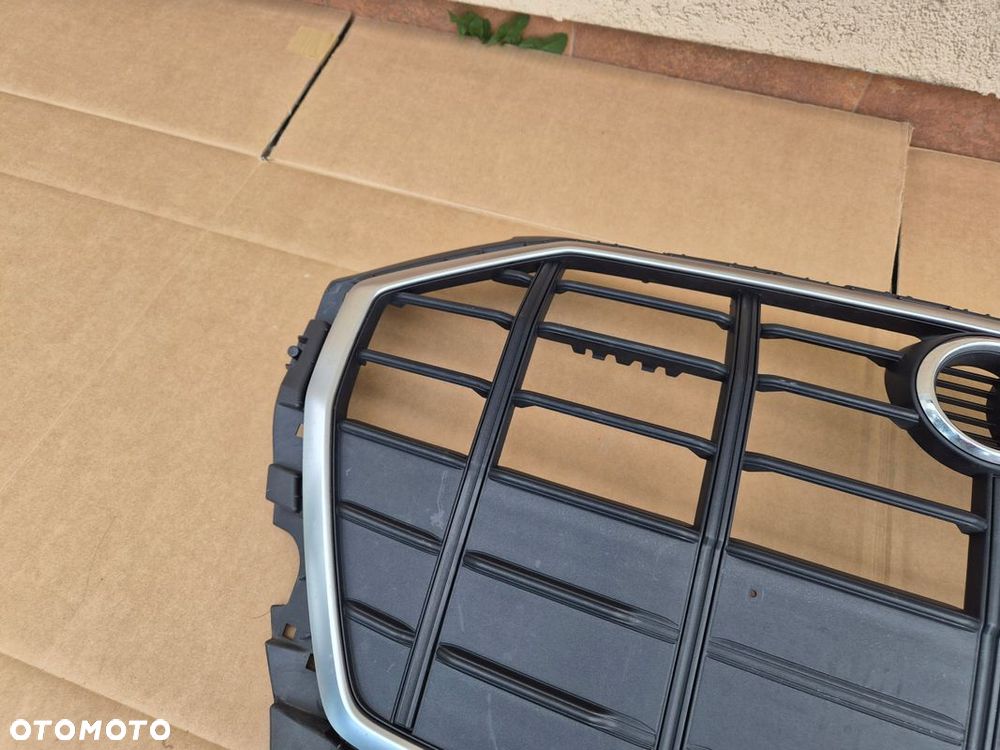 GRILL ATRAPA AUDI Q5 80A 80A.853.651 ORYGINAŁ - 2
