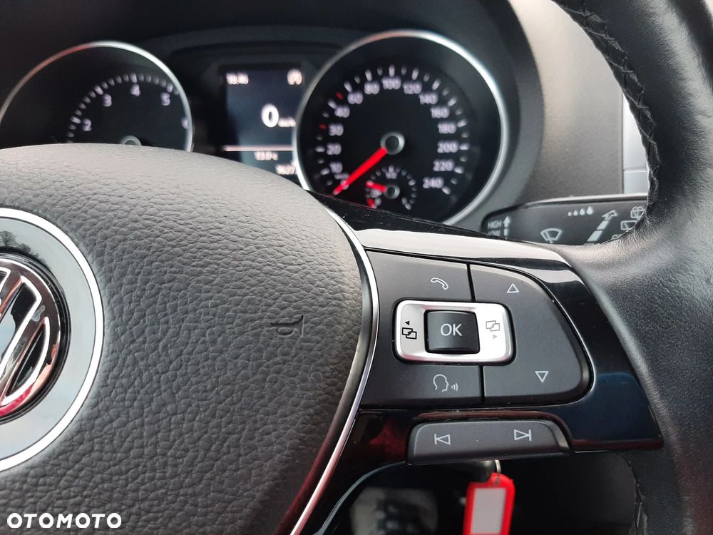 Volkswagen Polo 1.2 TSI Blue Motion Technology Allstar - 23