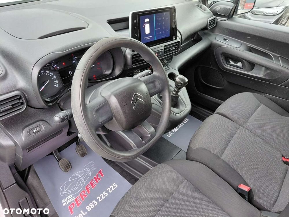 Citroën BERLINGO - 11