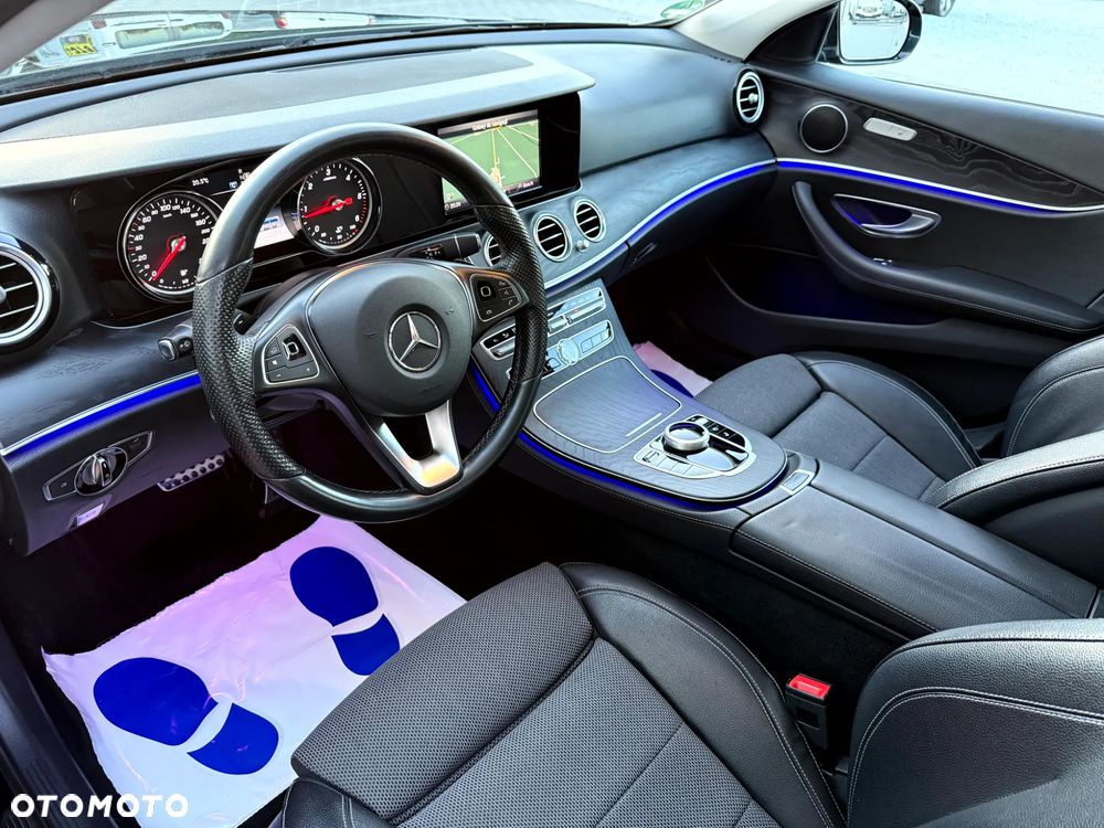 Mercedes-Benz Klasa E 220 d Business Edition 9G-TRONIC - 13