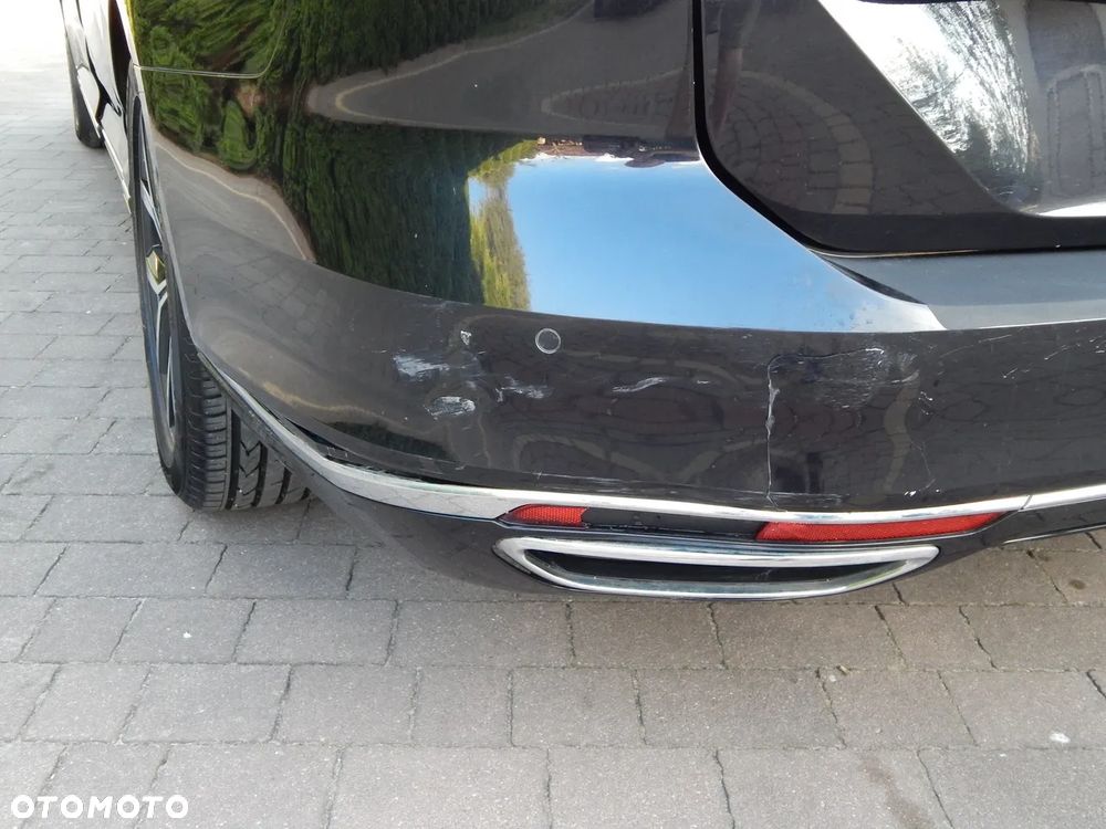 Volkswagen Passat - 9