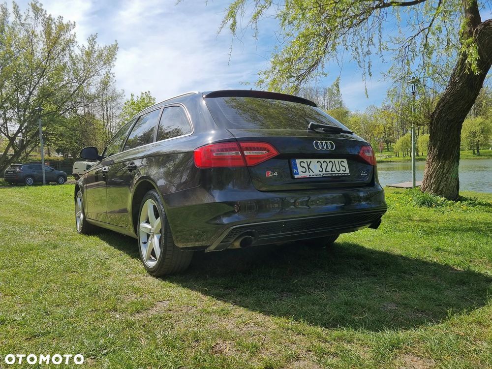 Audi A4 Avant 3.2 FSI quattro S line Sportpaket (plus) - 8