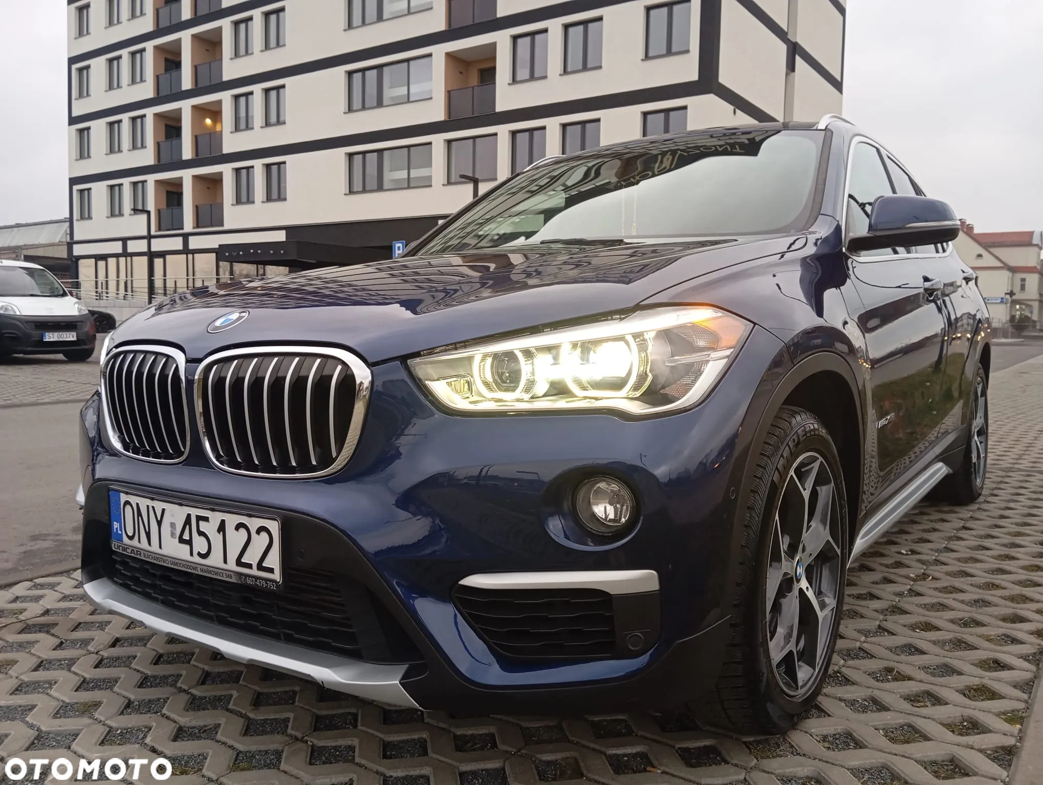 BMW X1 xDrive28i - 2
