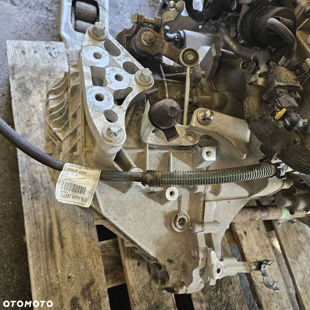 SKRZYNIA BIEGÓW FIAT DOBLO II LIFT 46345506 1.6 MULTIJET - 4