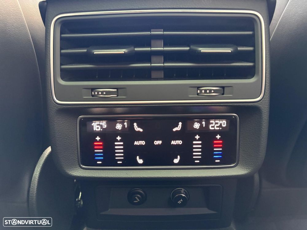 Audi RS Q8 TFSI quattro Tiptronic - 12