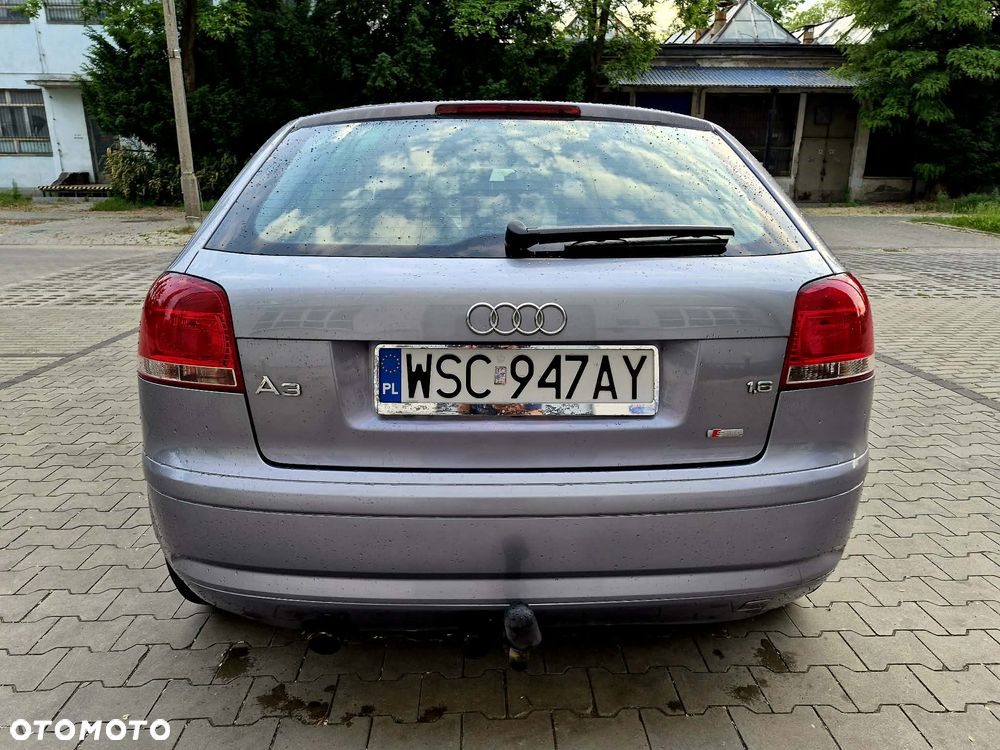 Audi A3 3-drzwiowe 1.6 Ambition - 6