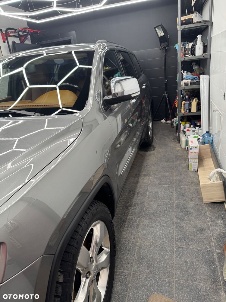 Jeep Grand Cherokee 5.7 V8 HEMI Overland Summit - 20