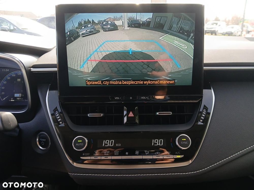 Toyota Corolla 1.8 Hybrid Comfort - 29