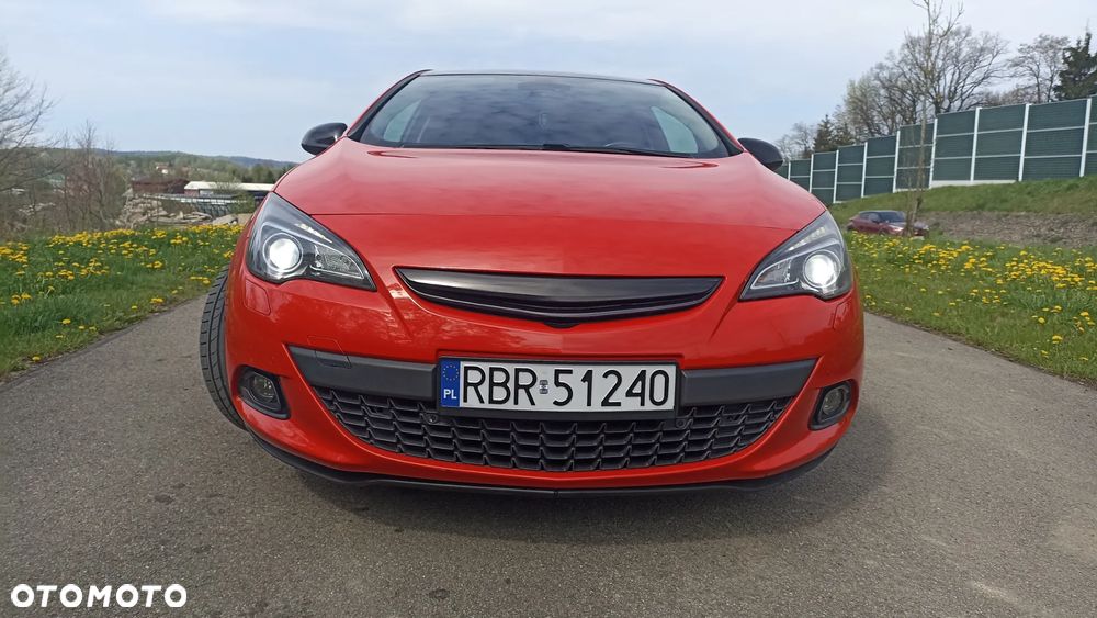 Opel Astra IV GTC 1.4 T Sport S&S - 6