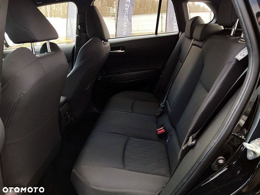 Toyota Corolla Cross - 11