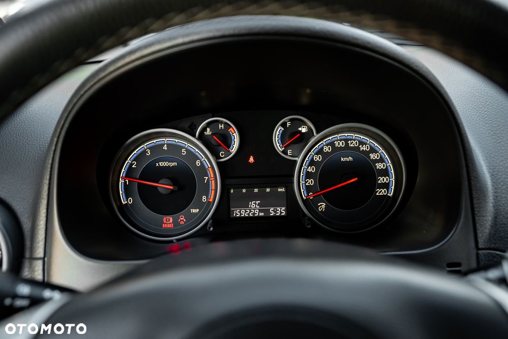 Suzuki SX4 1.6 Comfort 4WD - 29