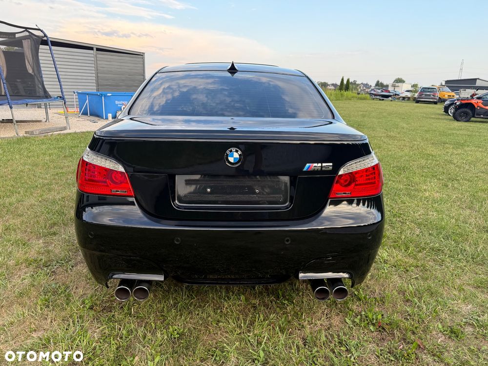 BMW M5 - 6