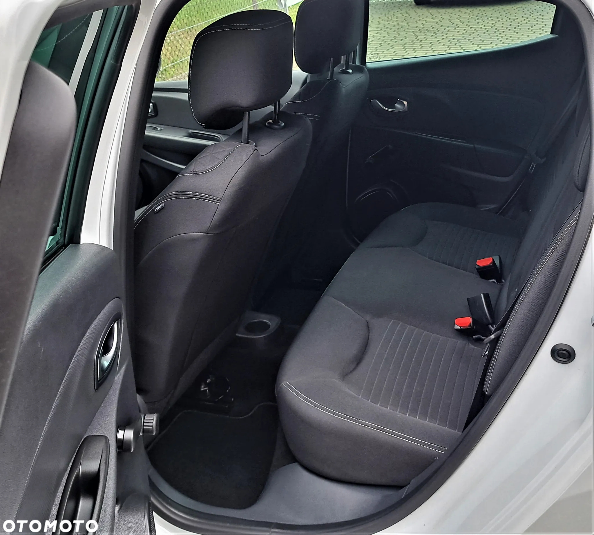 Renault Clio 1.2 16V Limited - 20