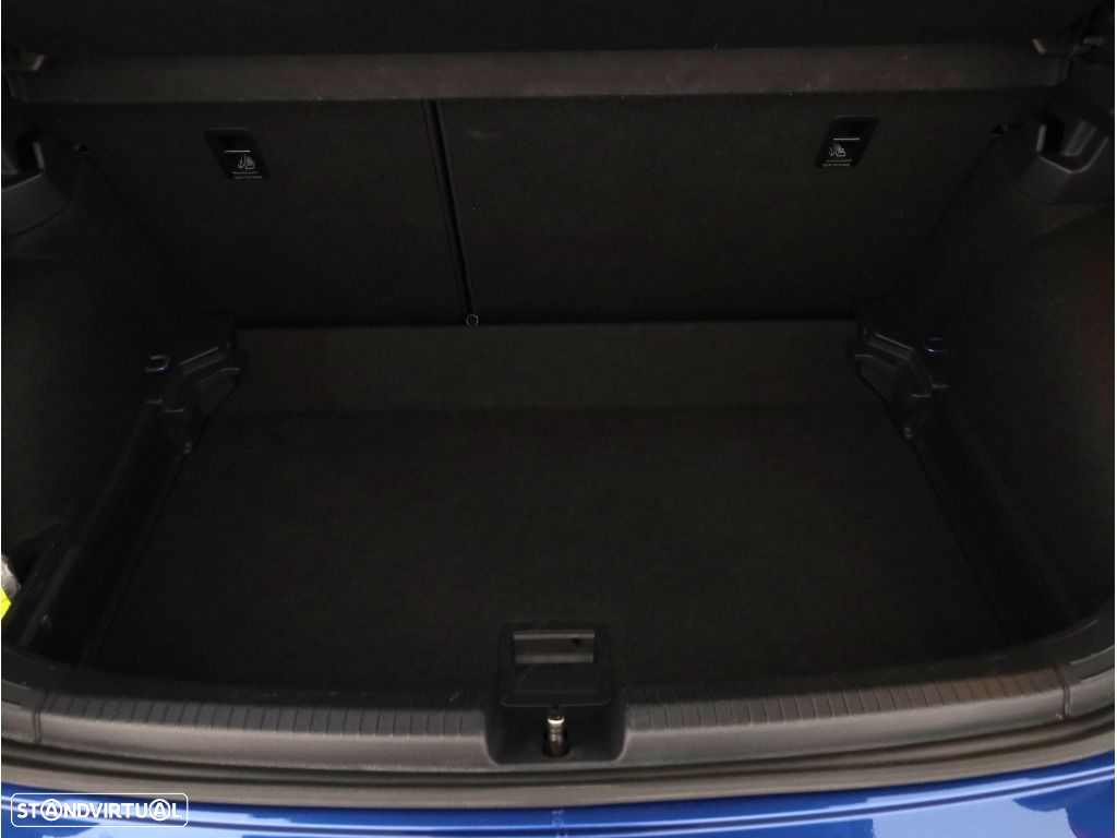 VW Polo 1.0 TSI Urban - 17