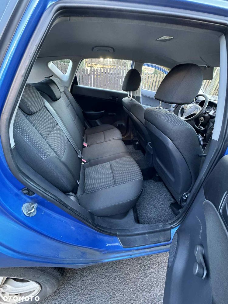 Hyundai i30 1.6 CRDi Classic + - 18