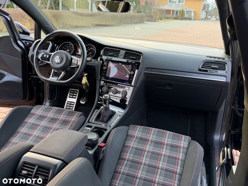Volkswagen Golf 2.0 TSI BMT GTI Performance - 24