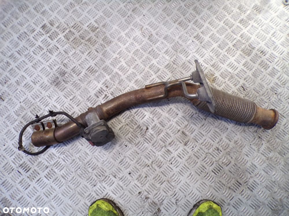 WYDECH TŁUMIK PRZEPUSTNICA SKODA OCTAVIA III - 2