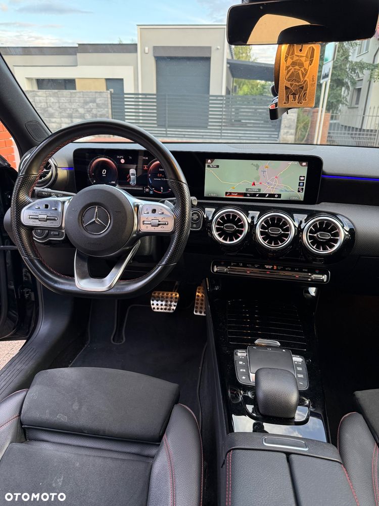 Mercedes-Benz Klasa A 180 AMG Line 7G-DCT - 7