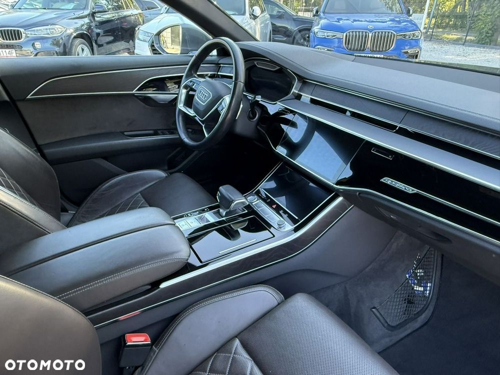Audi A8 - 16