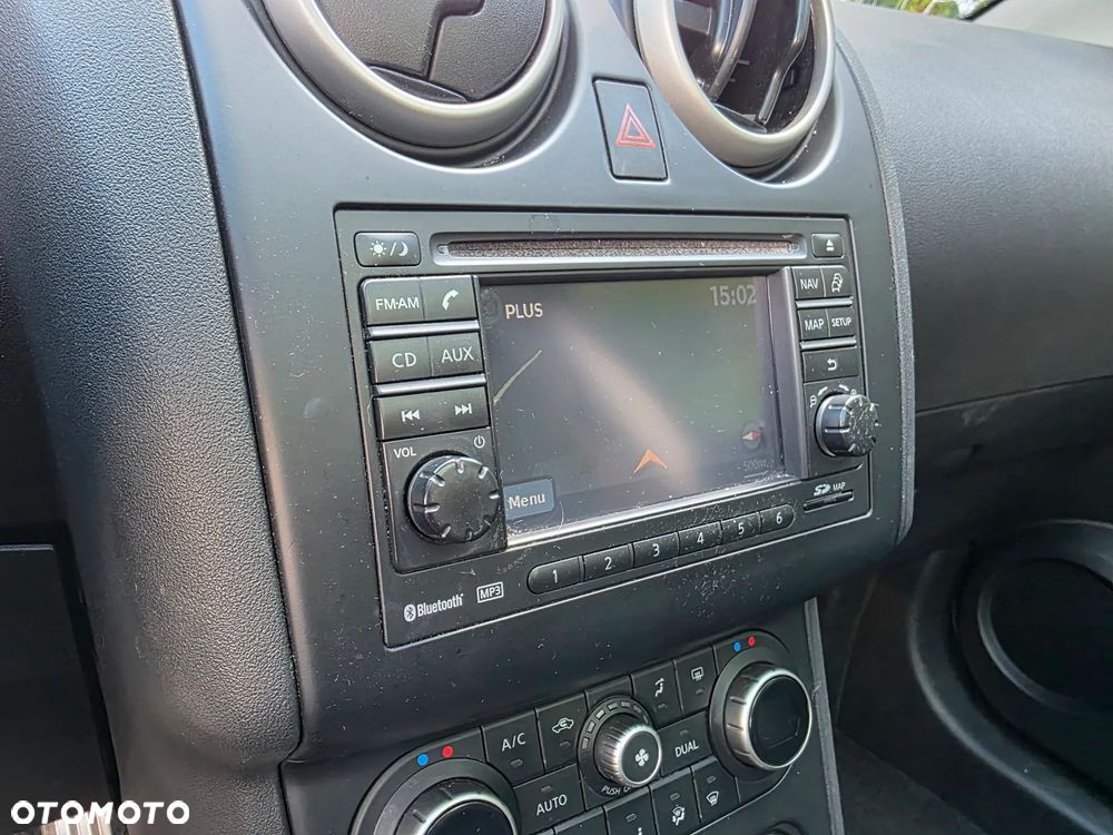 Nissan Qashqai 2.0 dCi 4 x 4 DPF tekna - 23