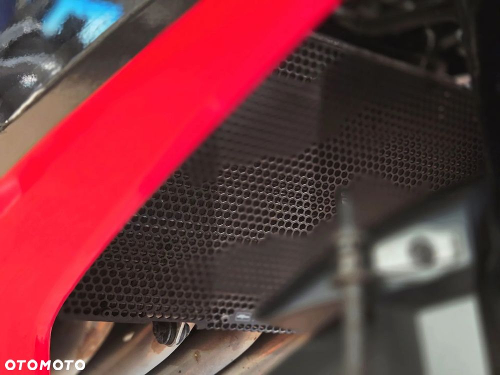 Honda CBR - 11